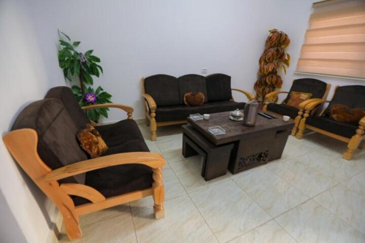 Furnished Apartment For Rent In Jarash شقة مفروشة للإيجار في جرش Стая снимка